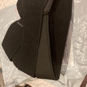 Brand new black shoulder brace black